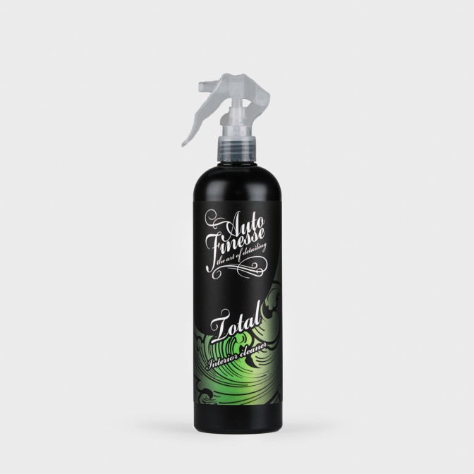 לניקוי כללי לפנים הרכב Total 500ml
