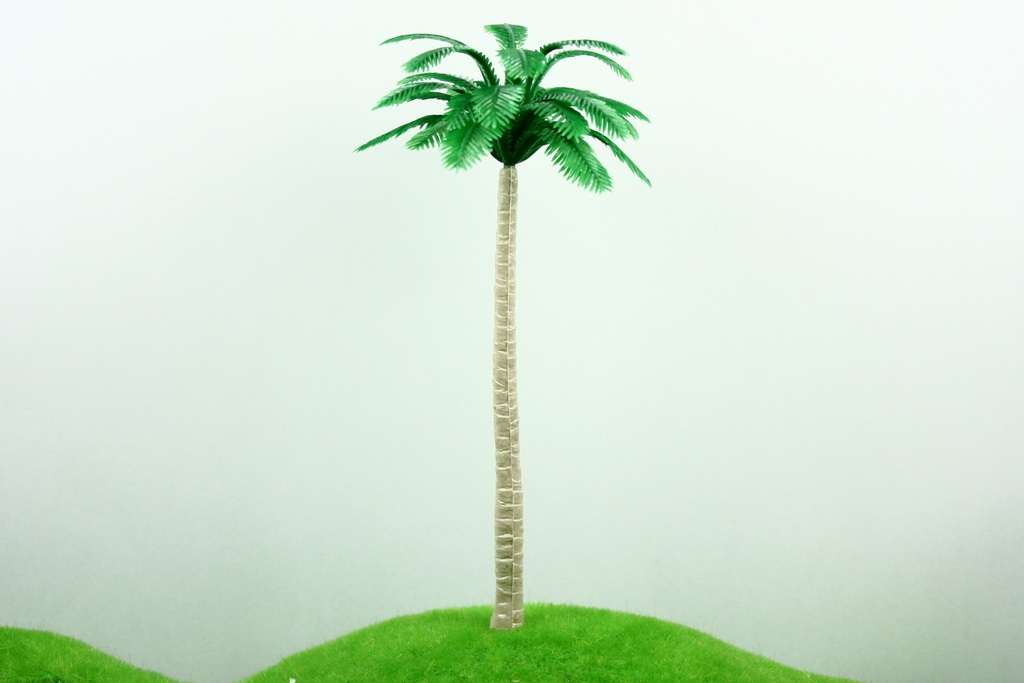 גובה 12.5 ס''מ 