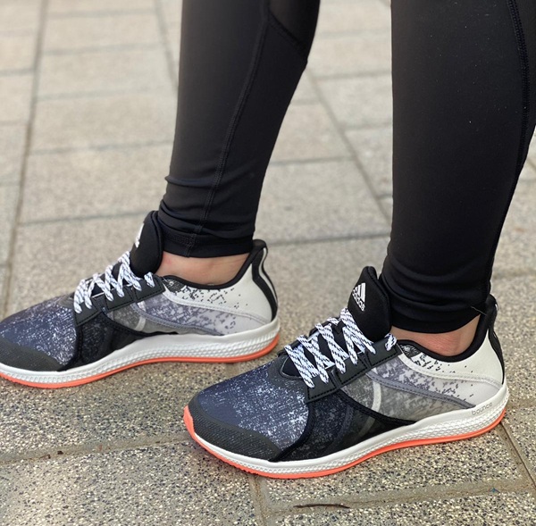נעלי אדידס ספורט נשים | Adidas Gymbreaker Bounce