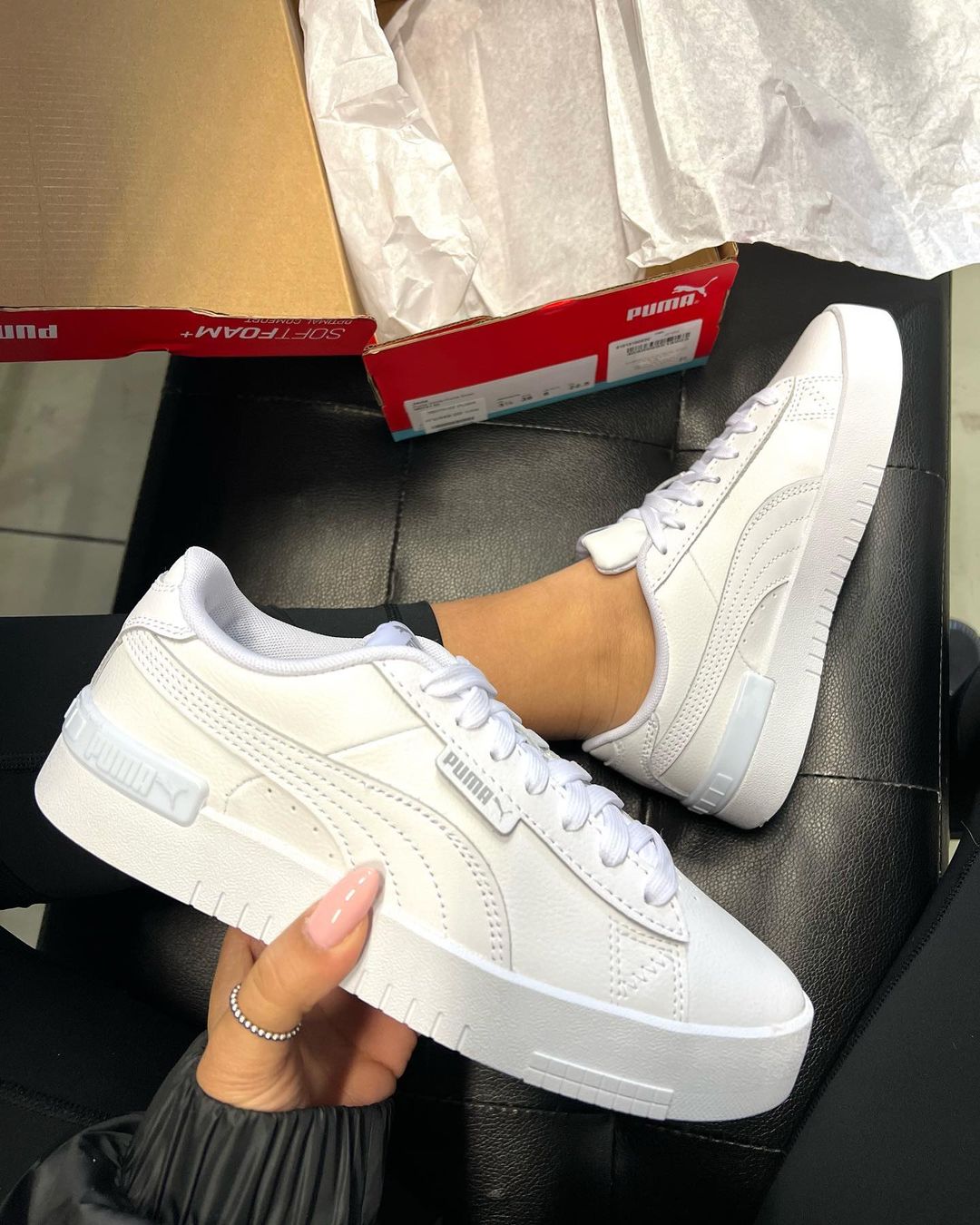 נעלי סניקרס פומה נשים | Puma Jada