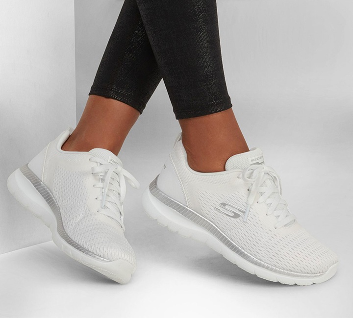 נעלי סקצרס ספורט נשים | Skechers Bountiful