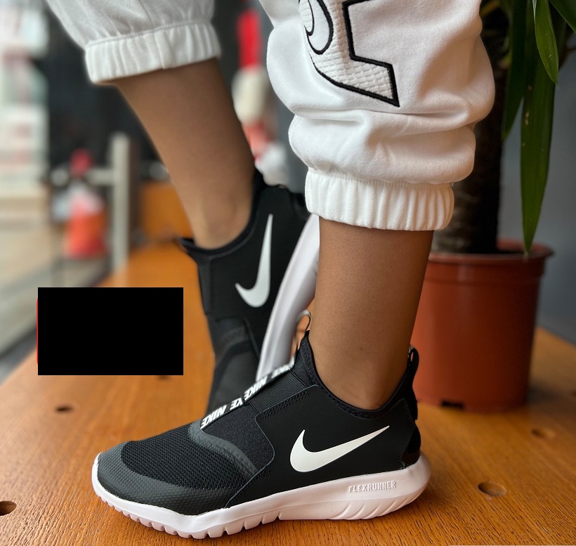 נעלי נייק ספורט גרב נשים Nike Flex Runner