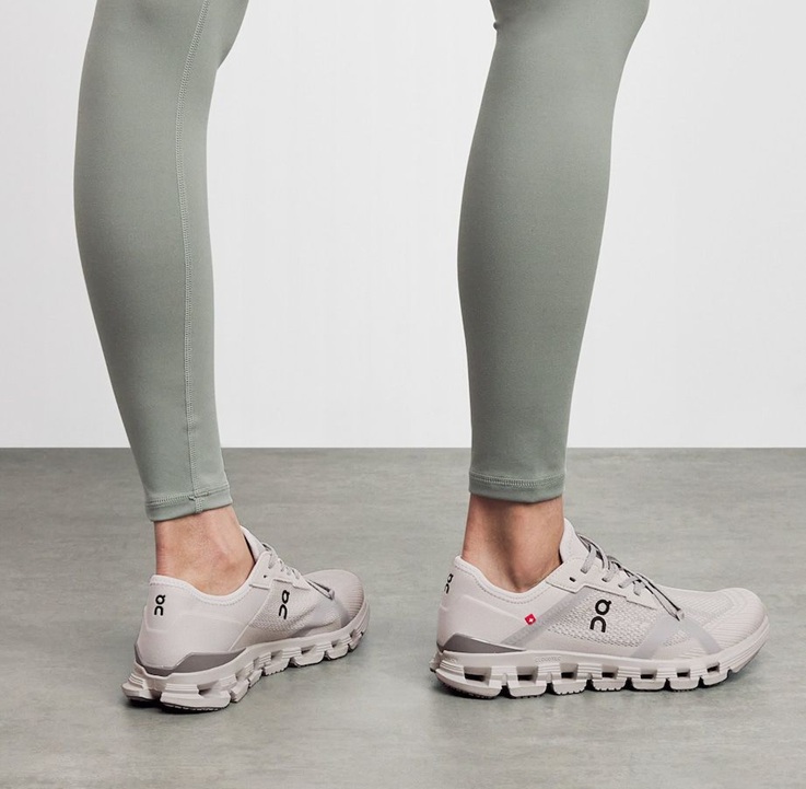 נעלי און קלאוד איקס 4 לנשים | On Cloud X 4 AD Wolf/Alloy