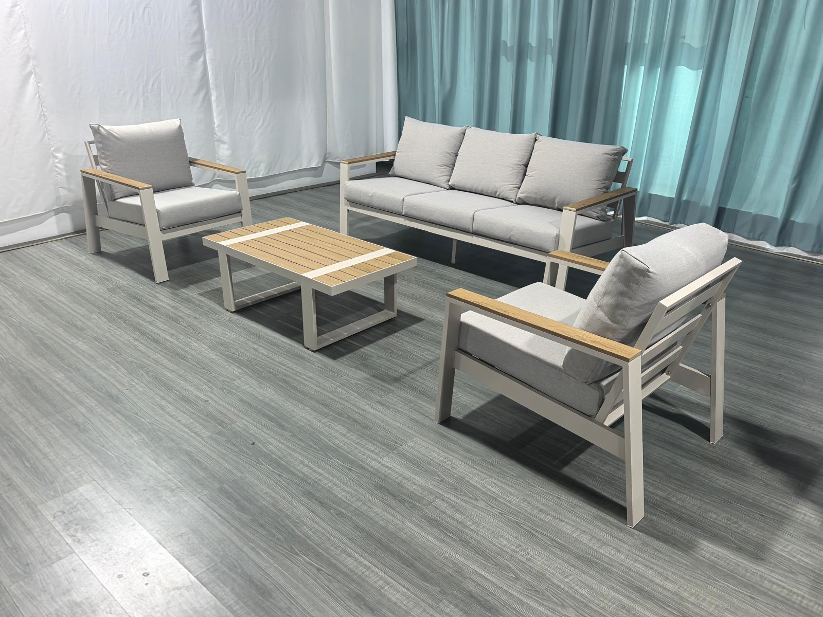 מערכת ישיבה תלת מאלומיניום דגם BATUMI 