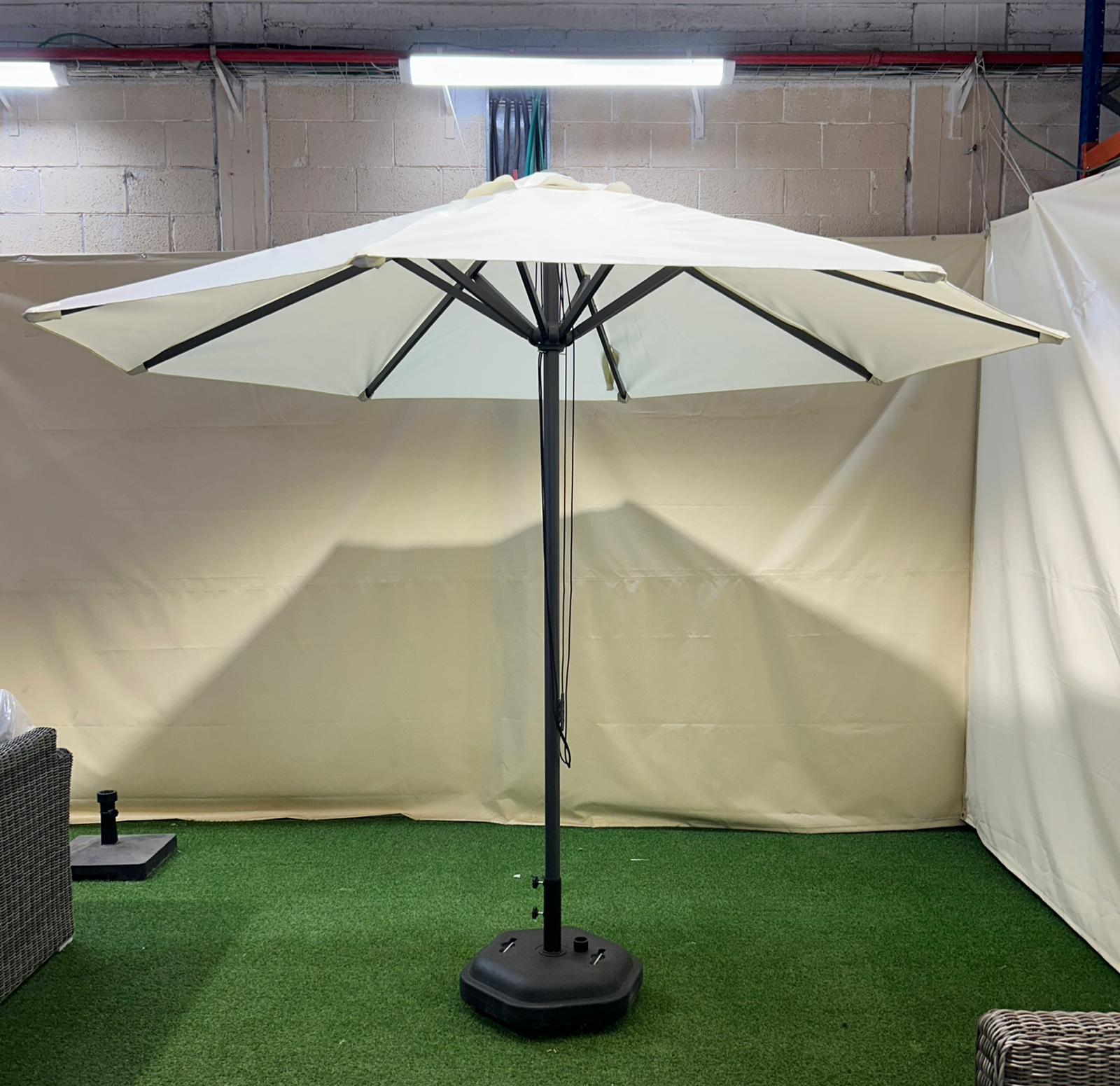 שמשיה מקצועית קוטר 3 מטר דגם LIMA