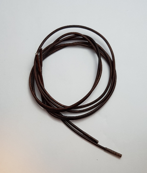 Leather 2 mm round Dark Brown 90 - זוג שרוכים עגולים מעור דקים במיוחד בצבע חום כהה 90 ס