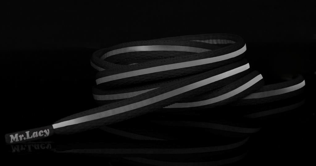 Runnies Reflective Black- זוג שרוכים לריצה שחור עם פס זוהר