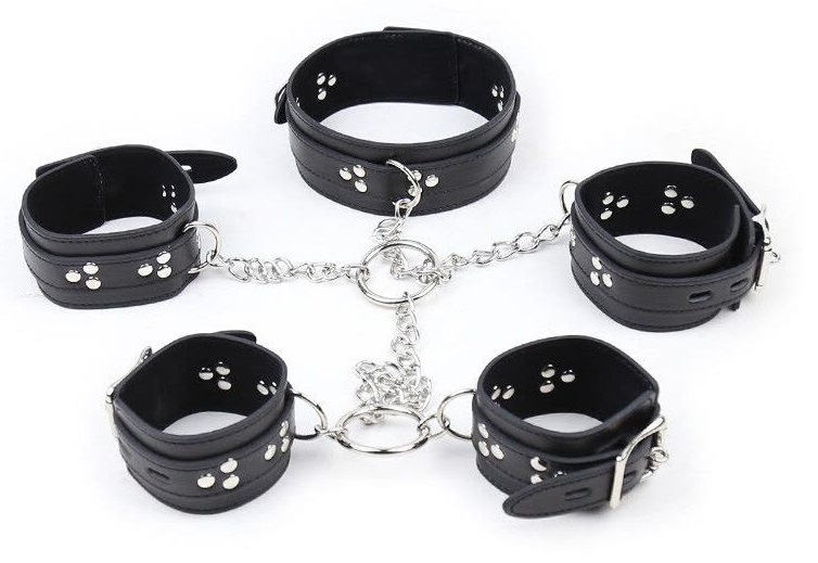 סט קולר ו-4 אזיקים מחוברים