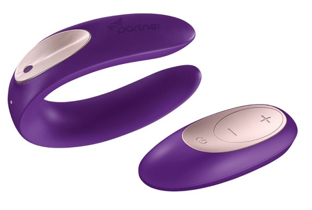 ויברטור משותף עם שלט ונטען דגם פלוס - Partner Toy Couple Plus Remote