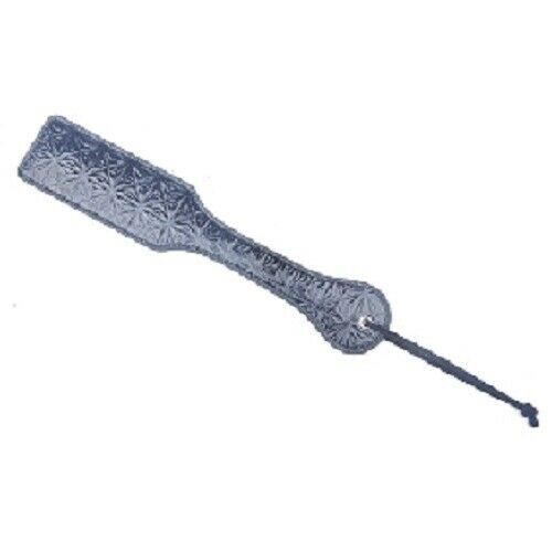 מחבט הצלפה מעוטר