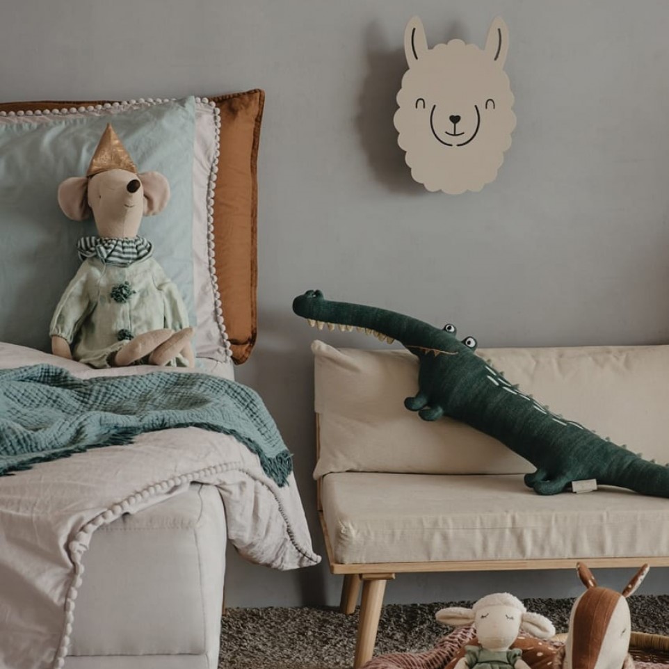 מנורת לילה צמודת קיר דגם למה