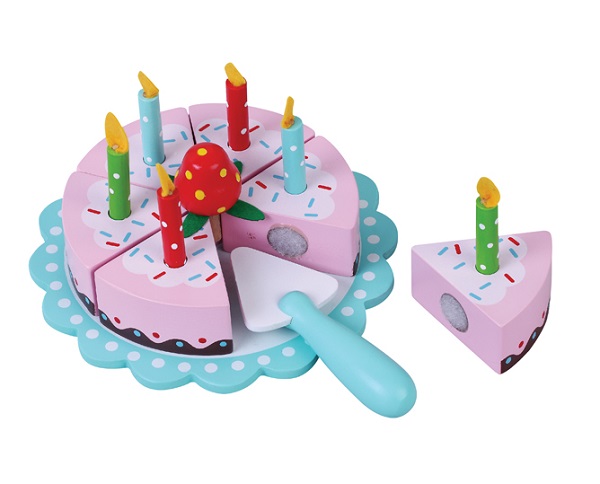 עוגה מעץ - חגיגת יום הולדת