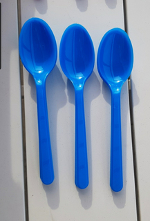 כפות פלסטיק קשיחות כחולות - 40 יח