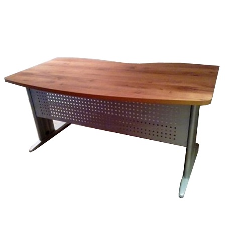 שולחן משרדי מעץ בשילוב רגל מתכת דגם ספיר 
