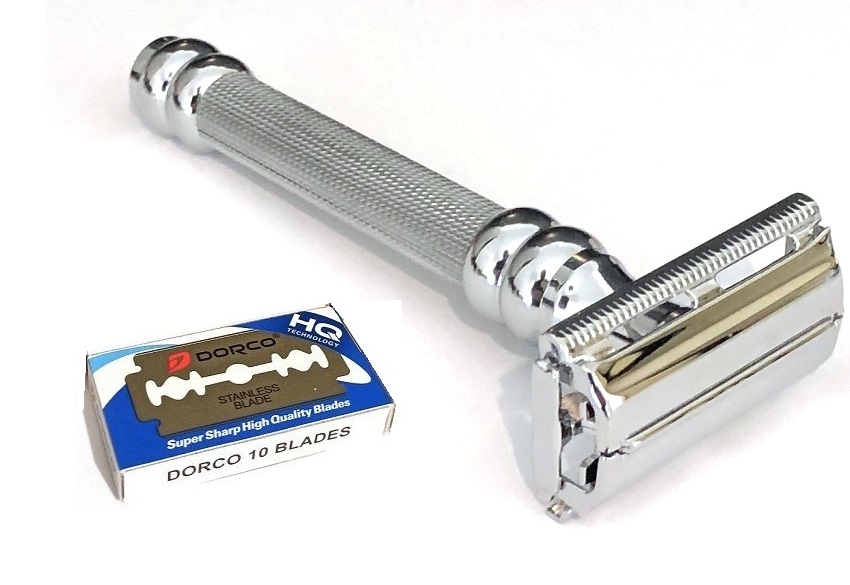 סכין גילוח של פעם בפתיחת פרפר TS15