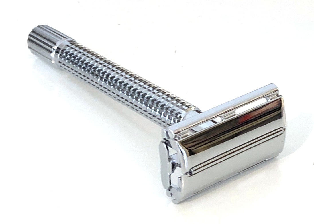 סכין גילוח של פעם בפתיחת פרפר ידית ארוכה