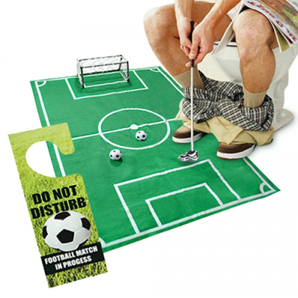 משחק כדורגל לשירותים